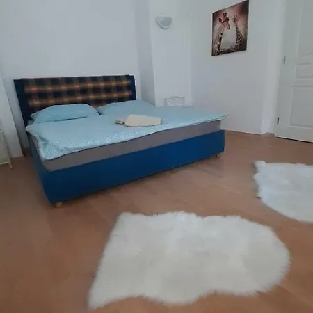 דירה Big Modern Doubleroom Near Cathedral *